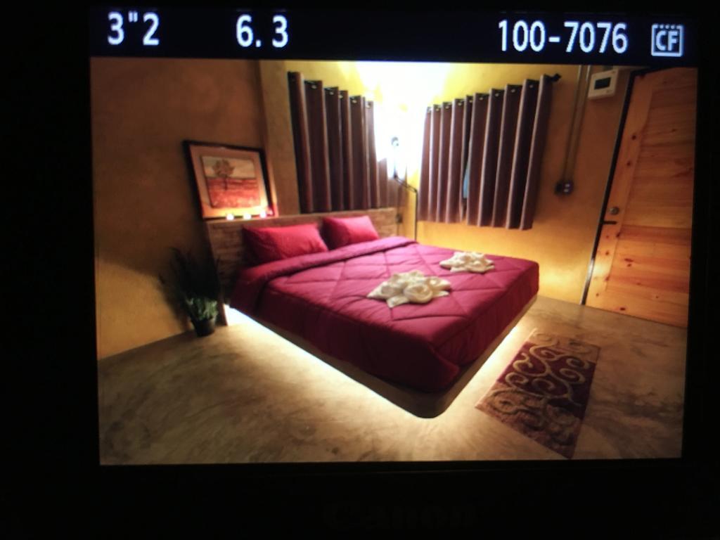 The Gallery Guest House Udon Thani Bagian luar foto